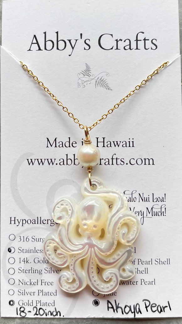 Octopus White Mother of Pearl Shell Gold necklace