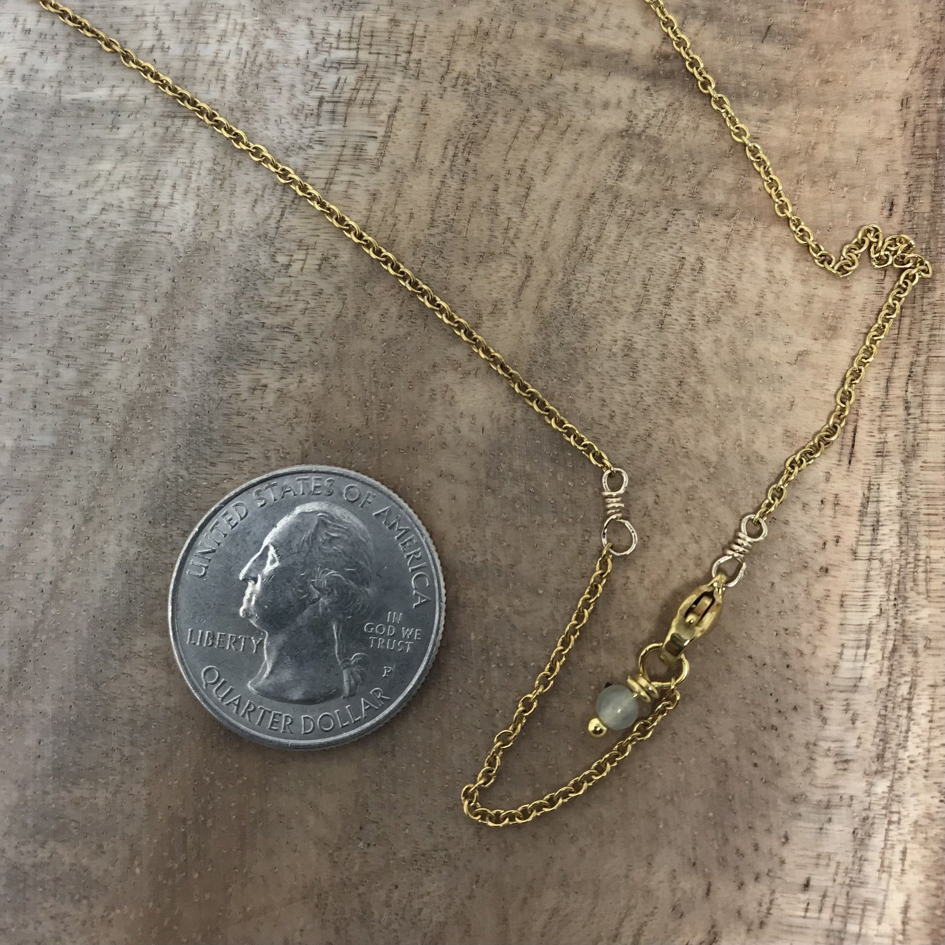 Jade and Flower Necklace Gold