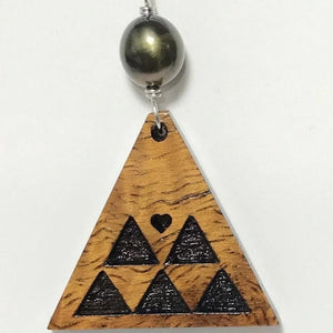 Koa Wood Triangel Mountain Pendant with Dark Pearl Necklace